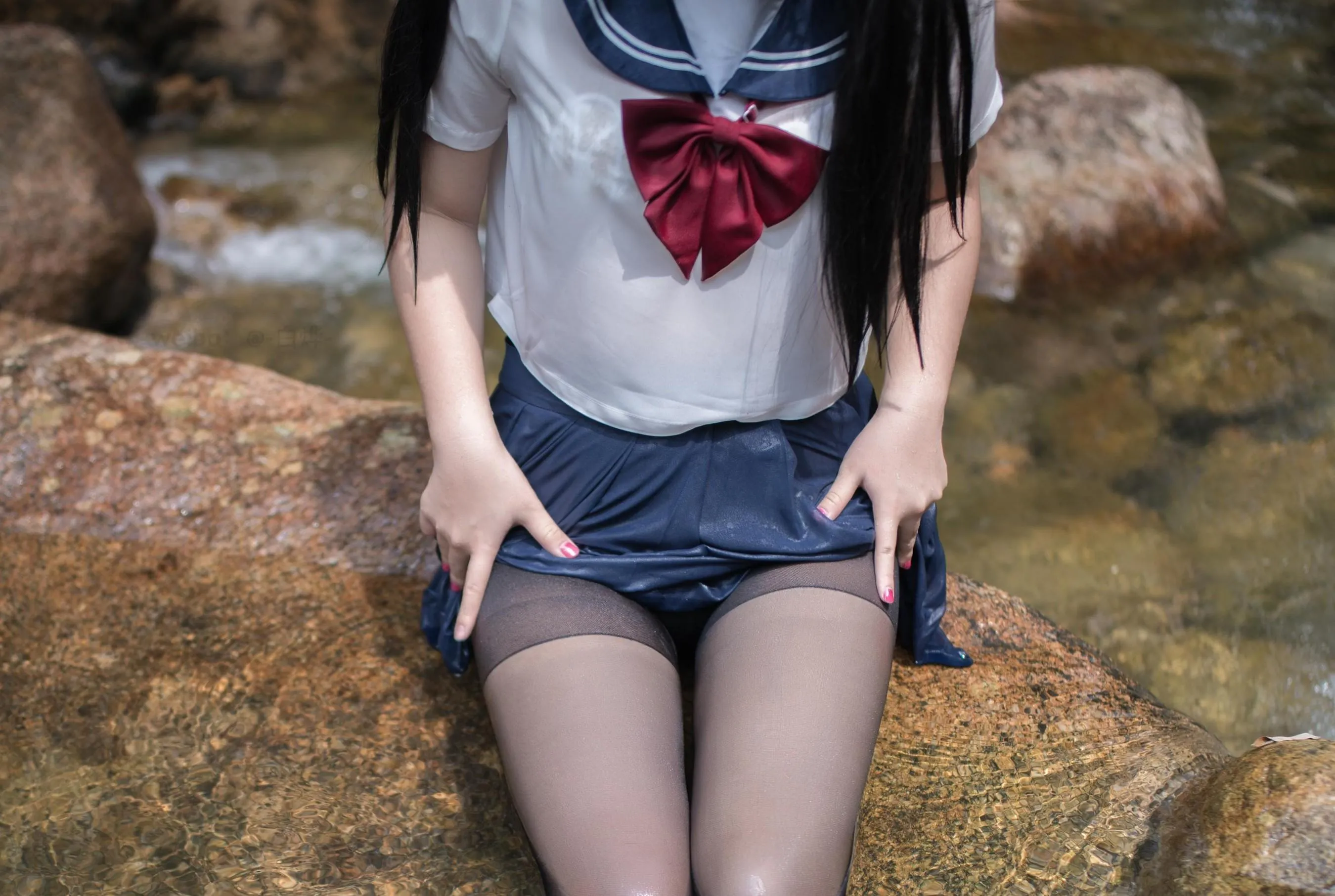 白烨 – NO.05 湿身JK-图片[24] [50P]插图1